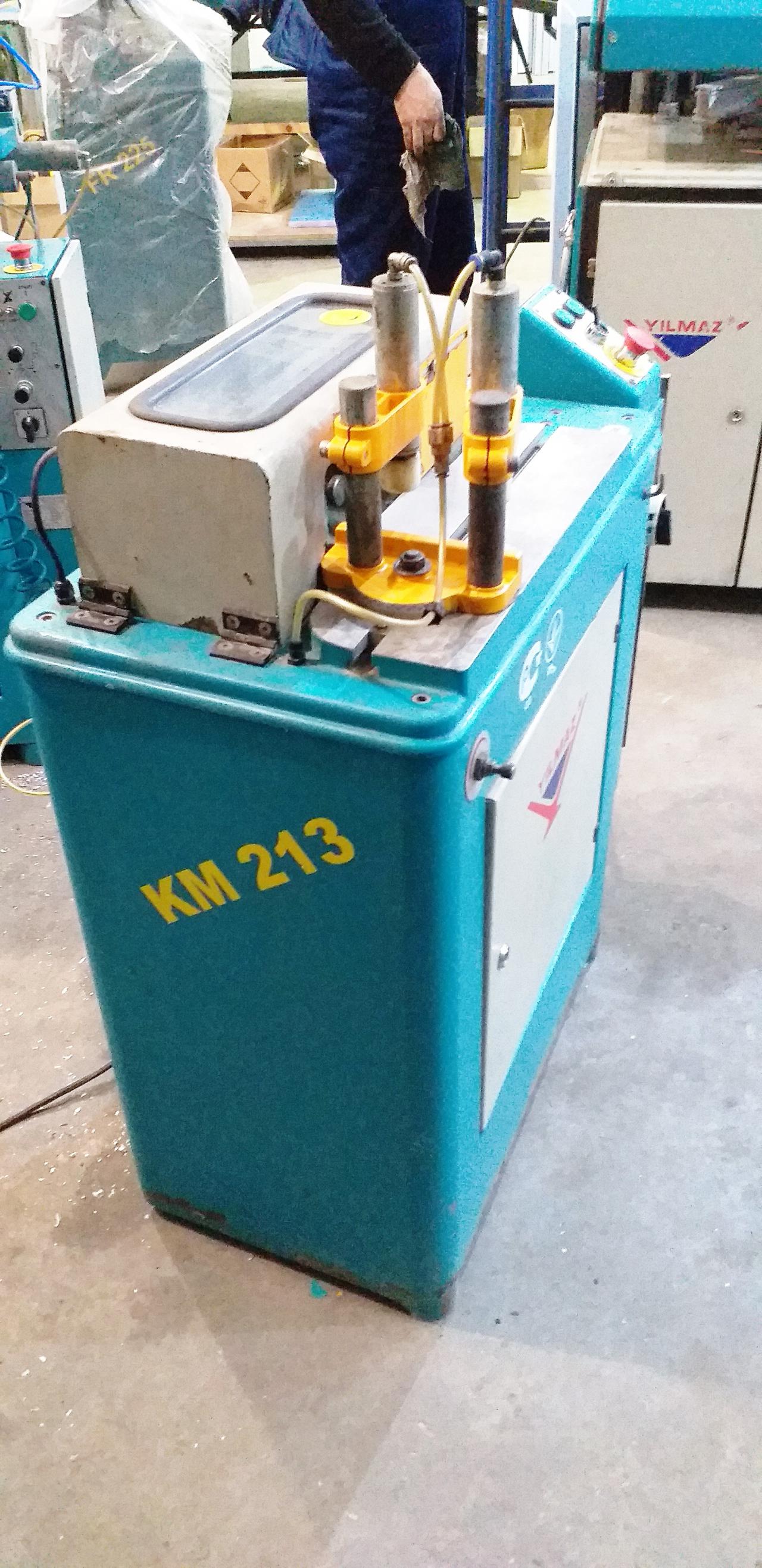 YILMAZ KM 213 S Станок для обработки алюминиевого импоста с охлаждением (Б/У оборудование)