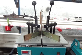 РС-3 Станок для сварки профиля ПВХ при сборке окон, ручной полуавтомат