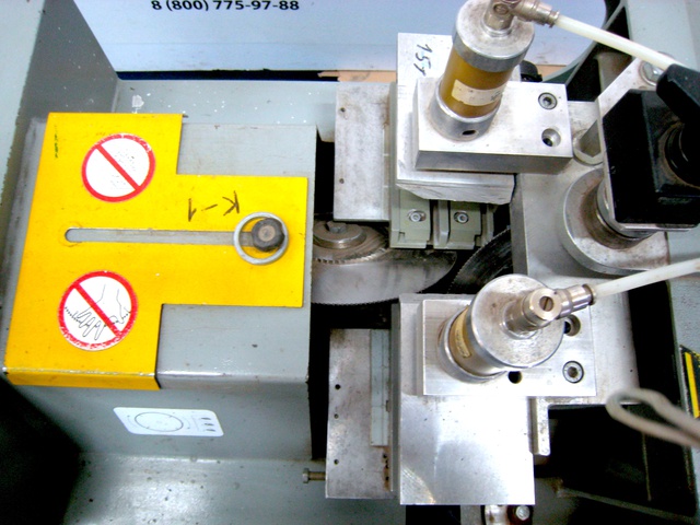 PERTICI UNIVER BS 770 Полуавтоматическая пила для резки штапика (Б/У оборудование)