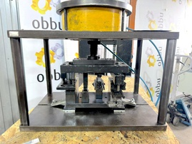 INDUSTRIAS AZ PROVEDAL P 400 Пневматическая пресс матрица для распашных конструкций